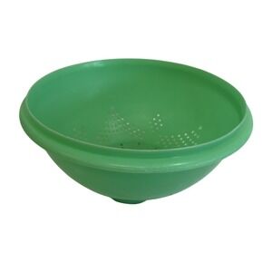 Vintage Tupperware Colander Strainer Bowl Green Plastic Kitchen Gadget 339 8